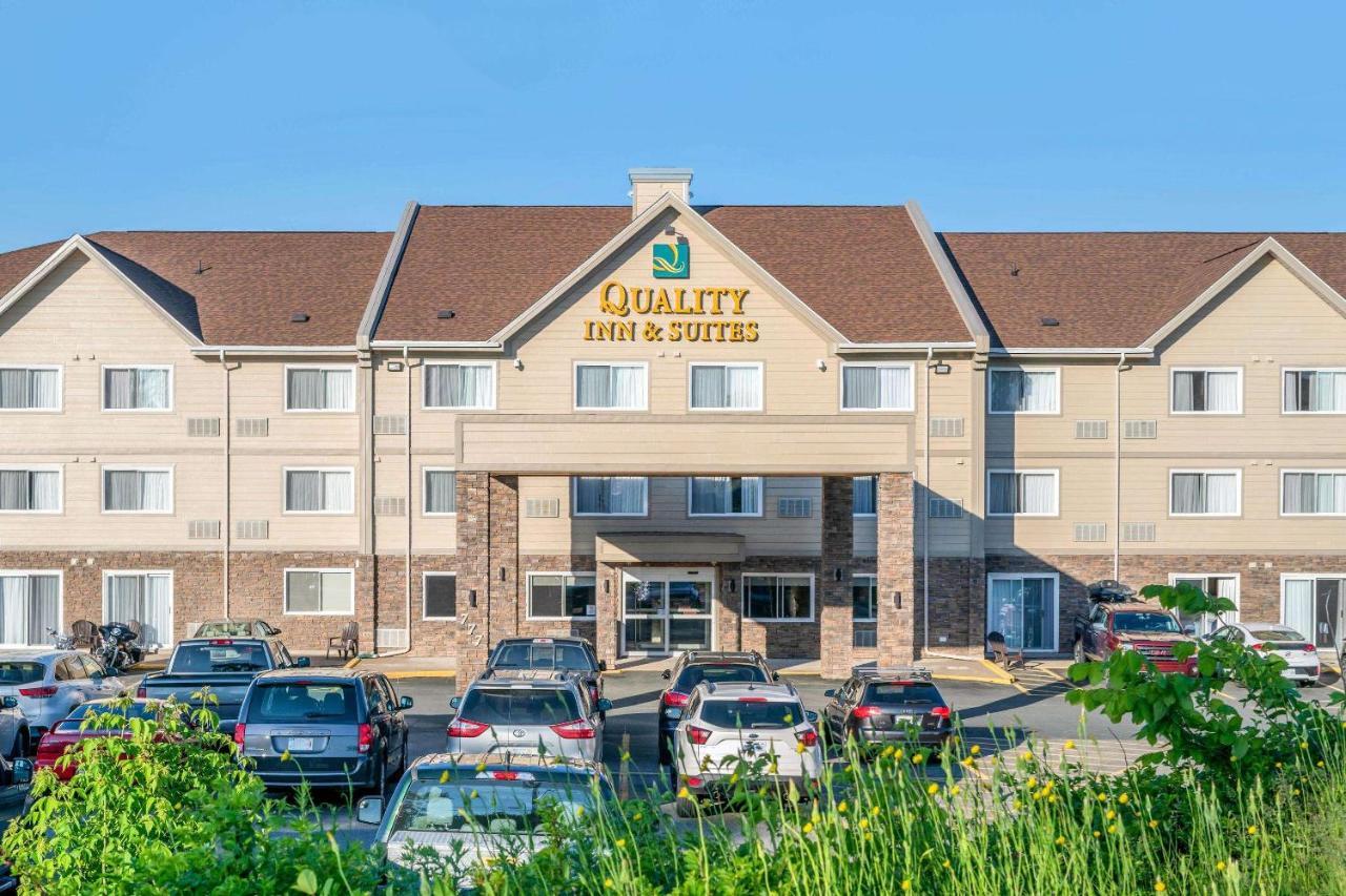 Quality Inn & Suites Bathurst Exterior foto